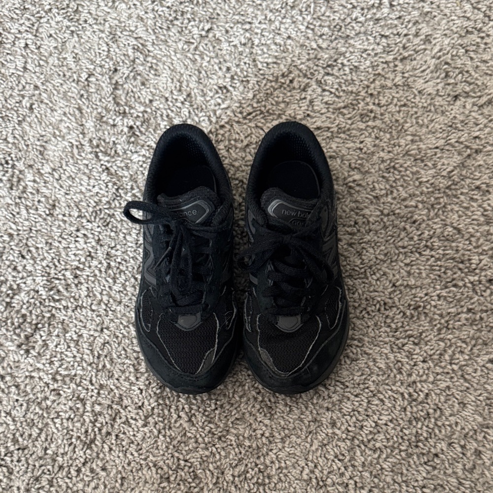 New Balance All-Black Athletic Shoes